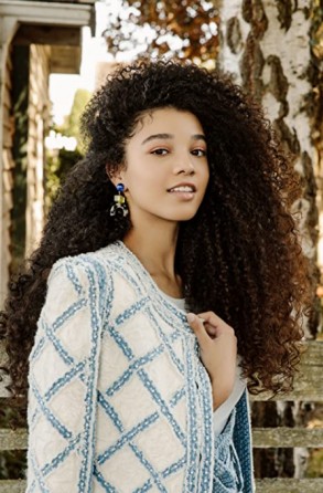 Malia Baker Fotoğrafı