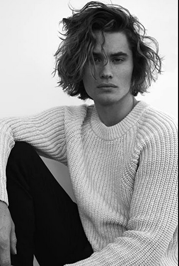 Chase Stokes Fotoğrafı