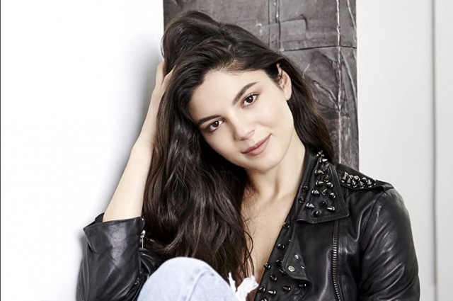 Monica Barbaro fotoğrafı