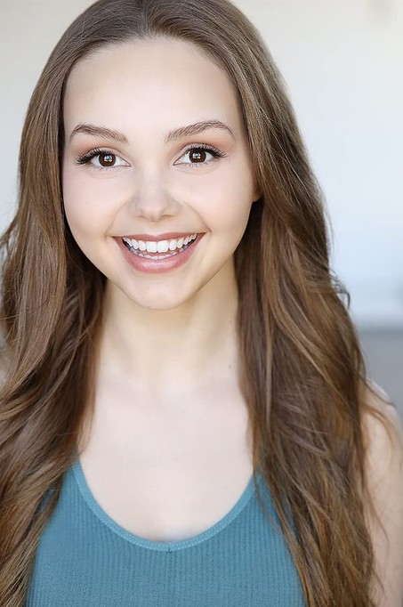 Savannah Lee May Fotoğrafı