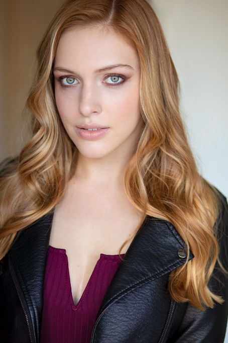 Jessie Vaughn Fotoğrafı
