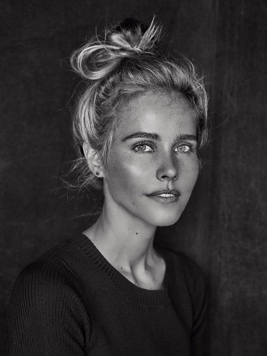 Isabel Lucas Fotoğrafları 52