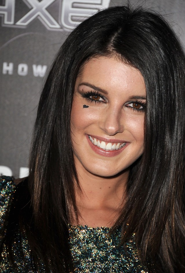 Shenae Grimes-Beech Fotoğrafları 102