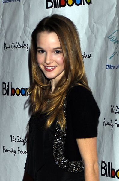 Kay Panabaker Fotoğrafları 6