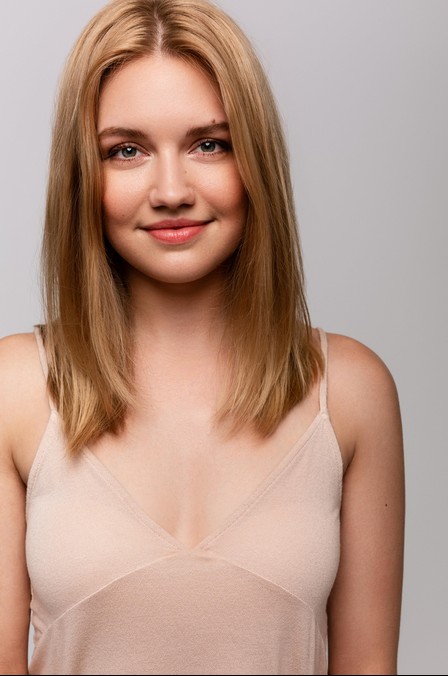 Sara Ball Fotoğrafı