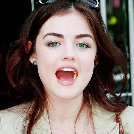Lucy Hale Fotoğrafı