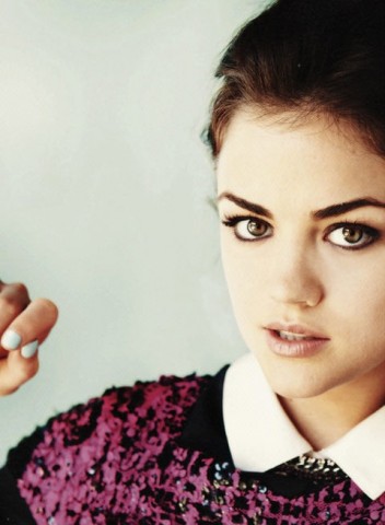 Lucy Hale Fotoğrafı