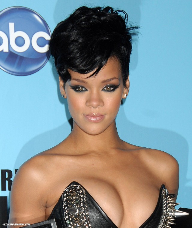 Rihanna Fotoğrafları 152