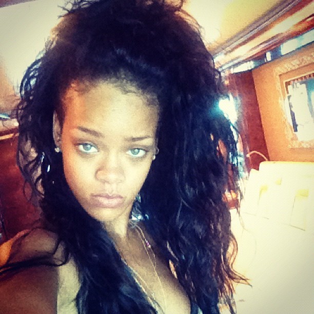 Rihanna Fotoğrafları 574