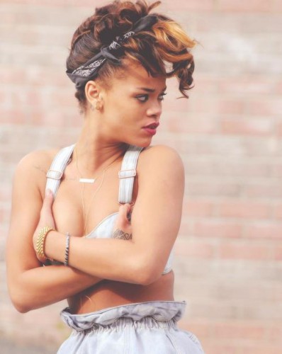 Rihanna Fotoğrafları 706