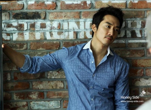 Song Seung-Heon Fotoğrafı
