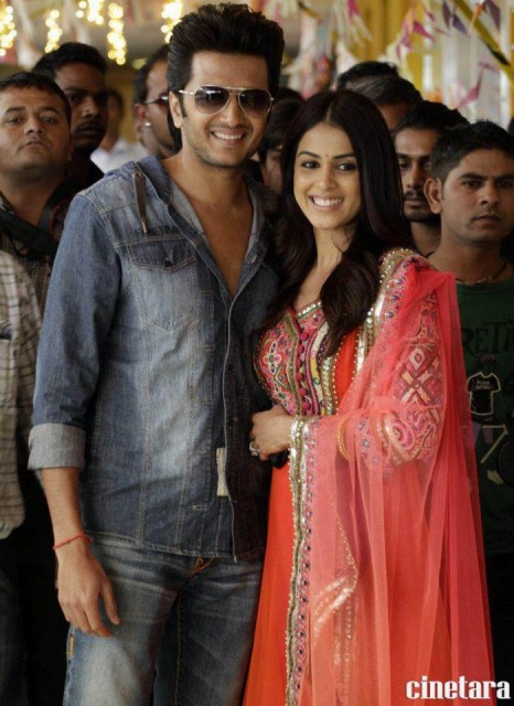 Genelia D'Souza Fotoğrafı