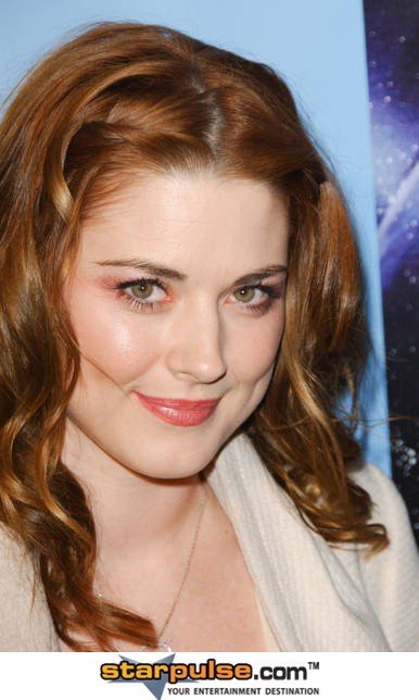 Alexandra Breckenridge Fotoğrafları 50