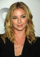 Emily VanCamp Fotoğrafları 17