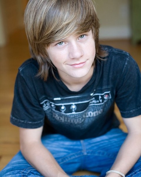 Luke Benward Fotoğrafları 7