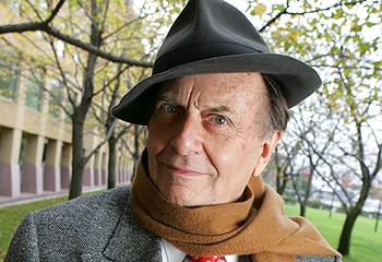 Barry Humphries Fotoğrafları 2