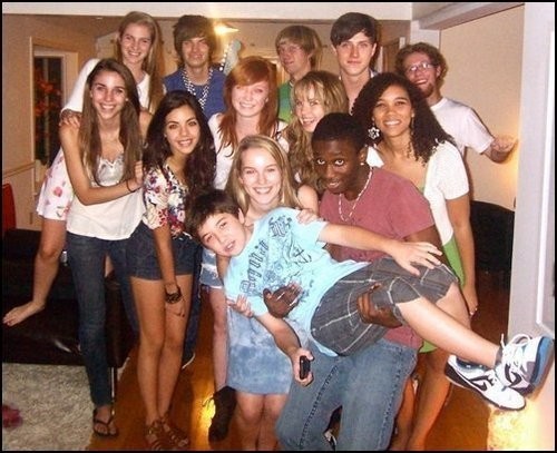 Bridgit Mendler Fotoğrafı