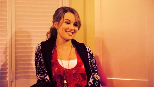 Bridgit Mendler Fotoğrafı