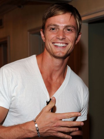 Wilson Bethel Fotoğrafları 15