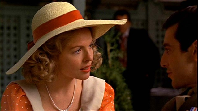 Kay Adams fotoğrafı