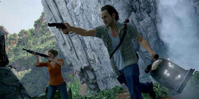  Bumblebee'nin Yönetmeni, Uncharted İçin İmza Attı!