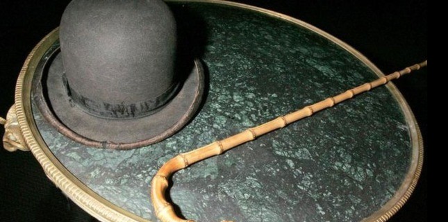 Şarlo'nun şapka ve bastonuna rekor fiyat
