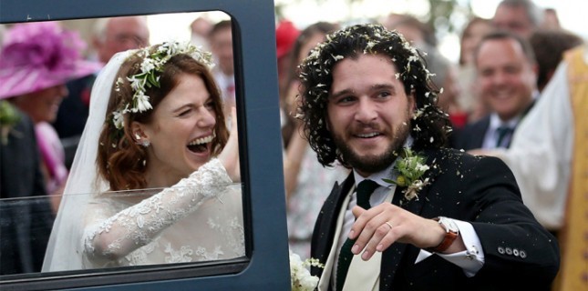 Game of Thrones Oyuncuları Kit Harington ve Rose Leslie Evlendi Game of Thrones Oyuncuları Kit Harington ve Rose Leslie Evlendi