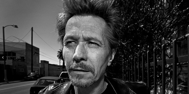 Gary Oldman Maymunlar Cehennemi'nde! Gary Oldman Maymunlar Cehennemi'nde!