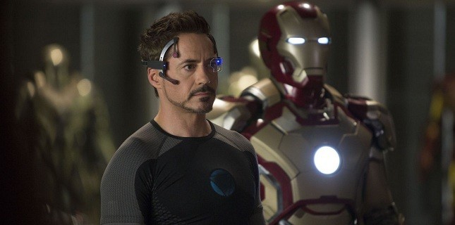 Robert Downey Jr Avengers Serisinde Var