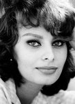Sophia Loren Geri Dönüyor