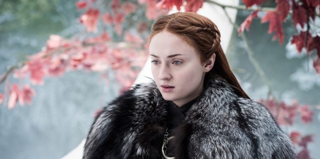Sophie Turner, Game Of Thrones'un Sonunun Tahmin Edilemez Olduğunu İddia Ediyor Sophie Turner, Game Of Thrones'un Sonunun Tahmin Edilemez Olduğunu İddia Ediyor