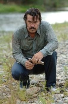 Llewelyn Moss Fotoğrafları 1