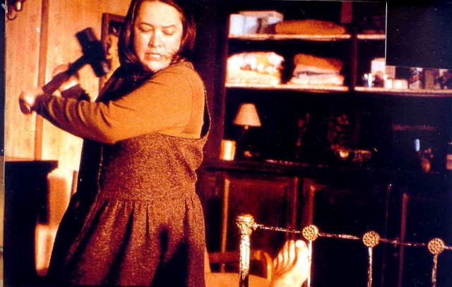 Annie Wilkes Fotoğrafları 1