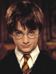 Harry Potter ve Felsefe TaşıHarry Potter neden gözlük takıyor biliyor musunuz?