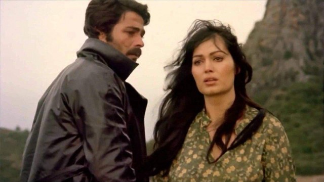 Selvi Boylum Al Yazmalım (1977)