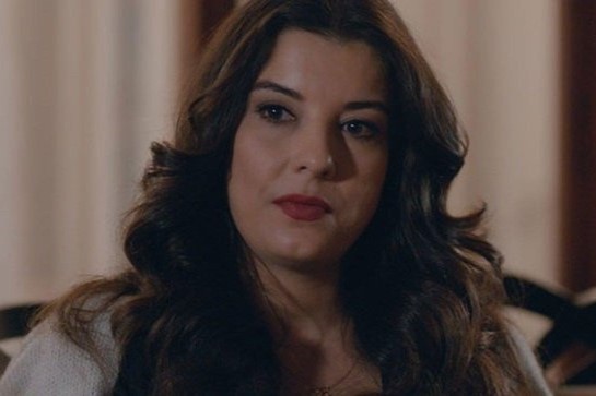 İrem Altuğ İrem Altuğ