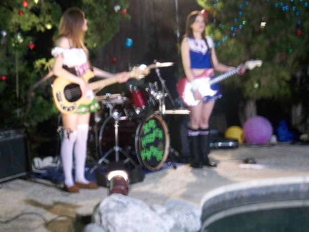 The High Schooler's Guide To College Parties fotoğrafı