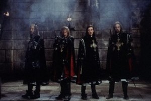 Demir Maskeli Adam Fotoğrafı