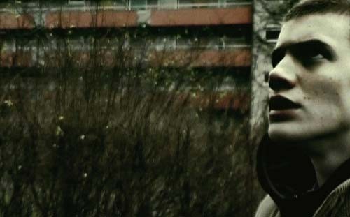 7x: Lika Barn Leka Bäst fotoğrafı