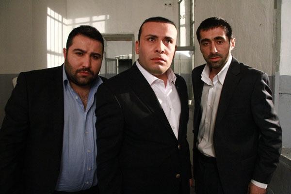 Kolpaçino: Bomba Fotoğrafı