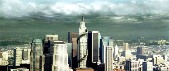 Canavar Savaşları Fotoğrafı