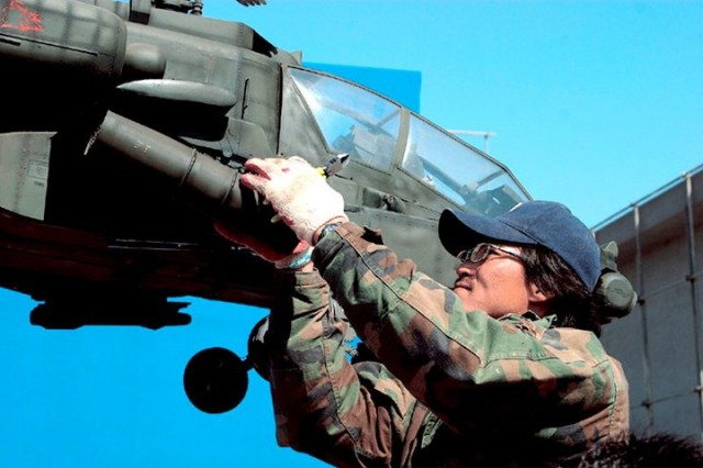 Canavar Savaşları Fotoğrafı