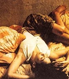 Bulan Tertusuk Ilalang (1995) afişi