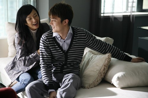 Love In Forlorn City Fotoğrafı