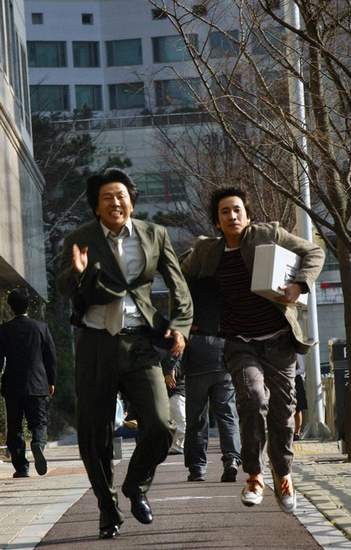 Acımasız Seyirci fotoğrafı