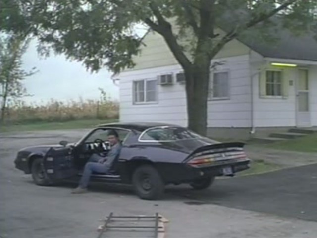 Miles From Home Fotoğrafı