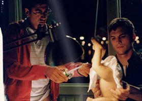 Aşk Gibi Bir Şey Fotoğrafı