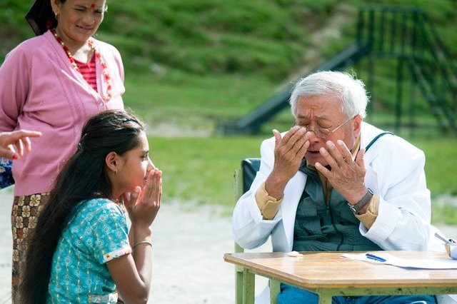 Calling 3: Himalayan Schweitzer Fotoğrafı