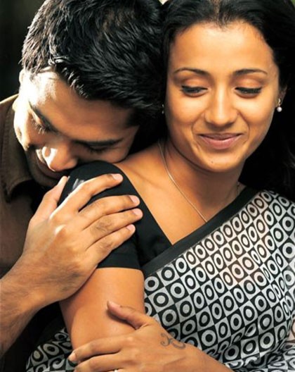 Vinnaithaandi Varuvaayaa Fotoğrafı