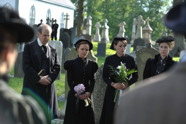 Lizzie Borden Took An Ax fotoğrafı